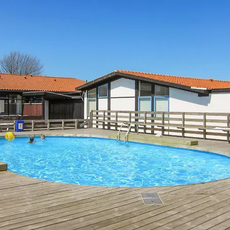 Hus 18 * إلينغه